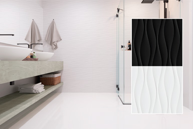 Cerámica blanco mate decorativo en pisos y paredes de baño restaurante, con meson beige y lavamanos blancos