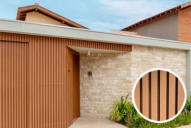 Harnony-teka-panel-ranurado-wpc Casa de lujo con piedra natural blanca y paneles ranurados color cafè