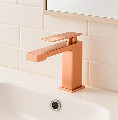 griferia dorada baño